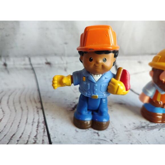 Lot of 2 Mixed Fisher Price Little People Figures Construction Workers - Picture 2 of 9